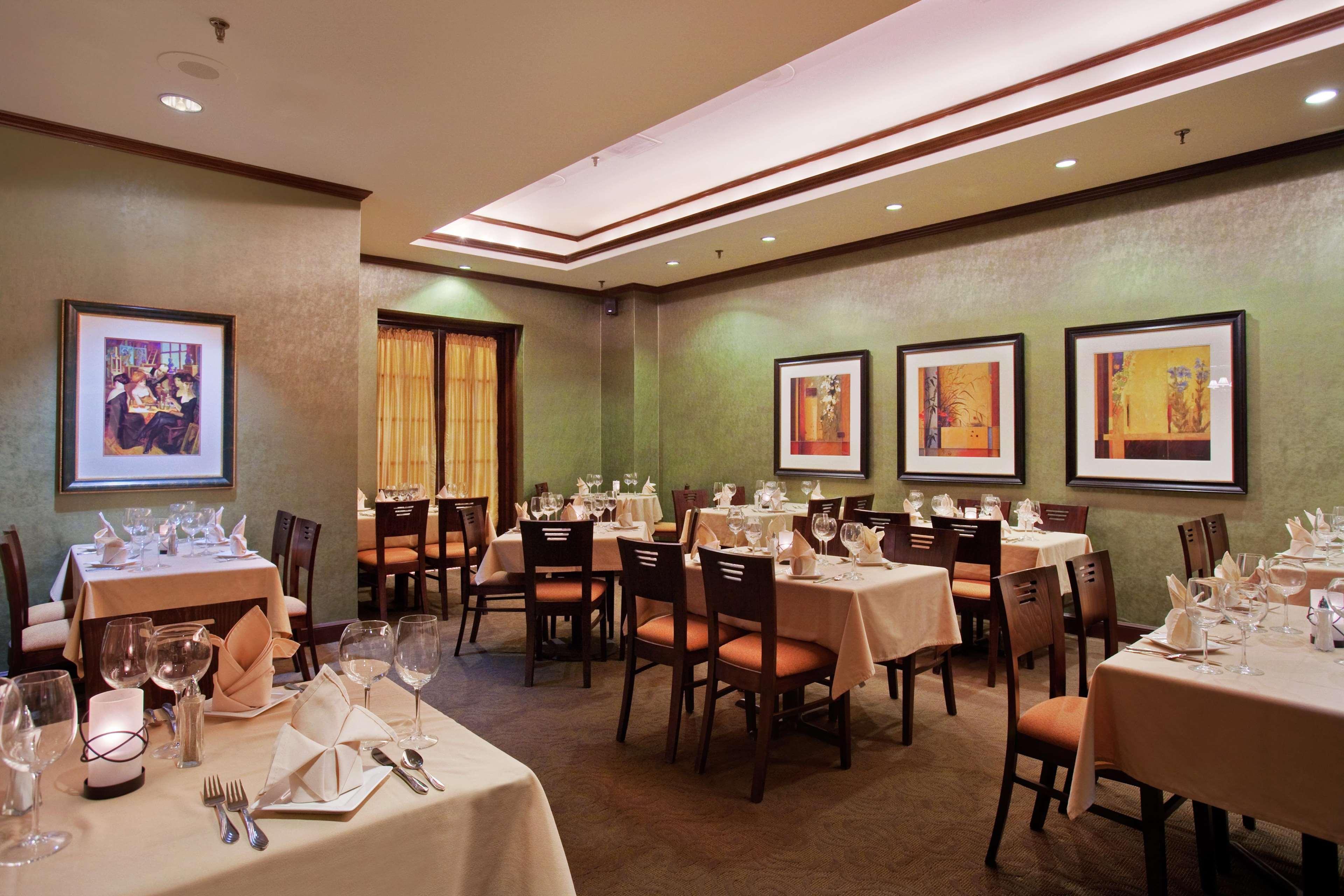 Hilton Fort Wayne At The Grand Wayne Convention Center (Adults Only) Restaurace fotografie